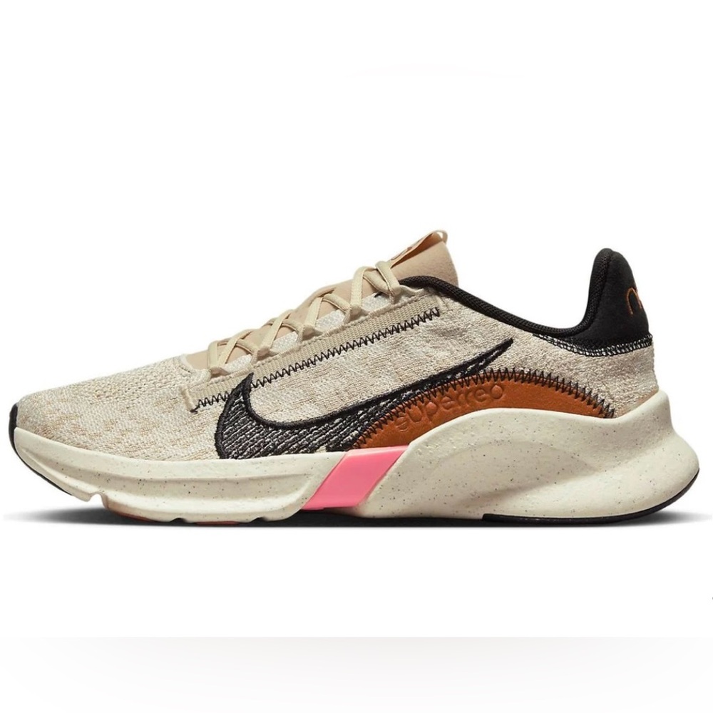 Nike Tan and Black Running Shoes Super Flyknit size 7.5